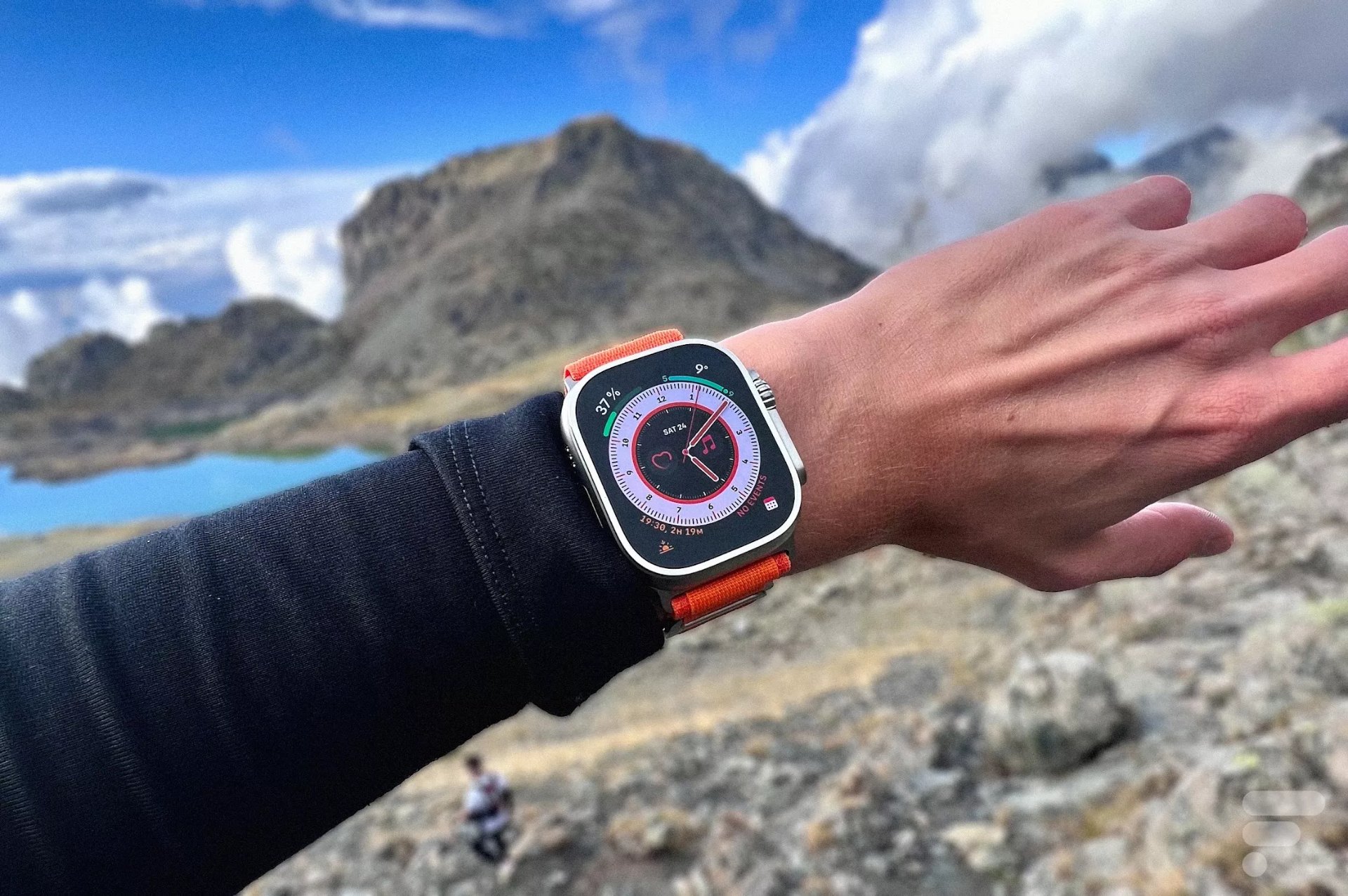 Apple Watch Ultra en montagne